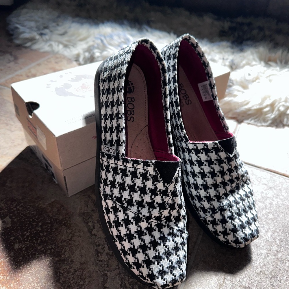 Skechers BOBS Black and White Houndstooth Slip-Ons